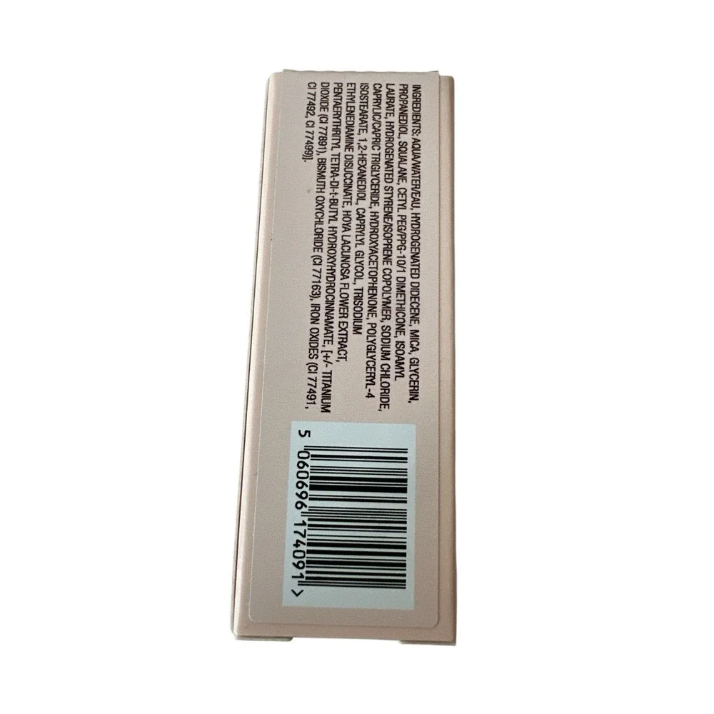 Charlotte Tilbury HOLLYWOOD FLAWLESS FILTER 2 FAIR‎ .18 Fl